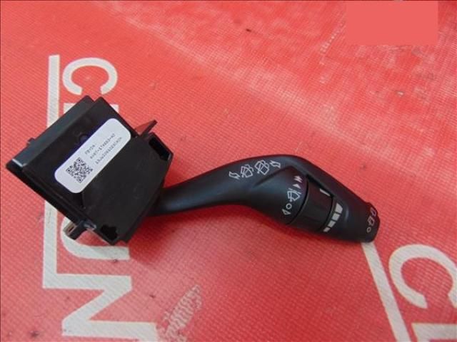 bontott FORD FOCUS III Jobb Kormánykapcsoló Ablaktörlő