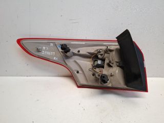 bontott FORD FOCUS III Jobb Külső Hátsó Lámpa