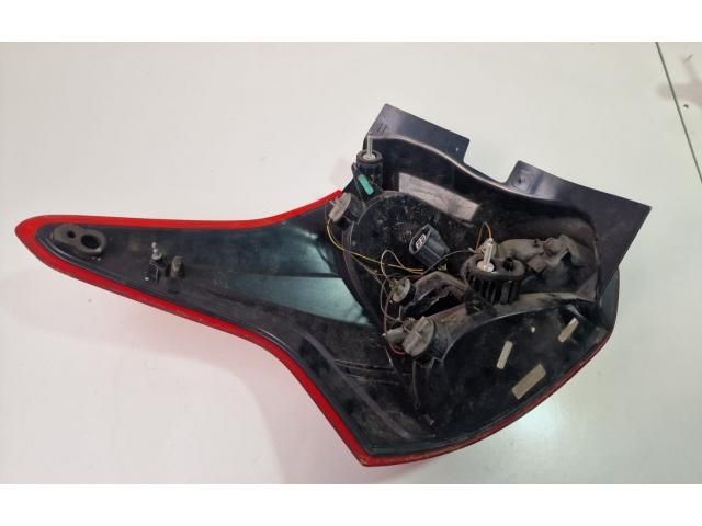 bontott FORD FOCUS III Jobb Külső Hátsó Lámpa