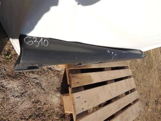 bontott FORD FOCUS III Jobb Küszöb