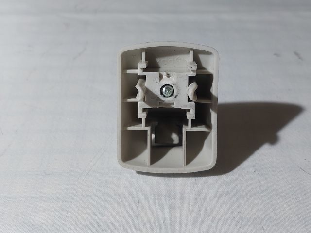 bontott FORD FOCUS III Jobb Napellenző Tartó