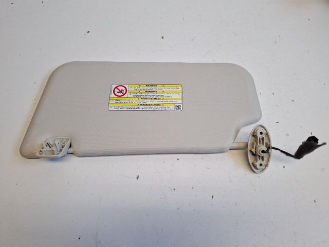 bontott FORD FOCUS III Jobb Napellenző