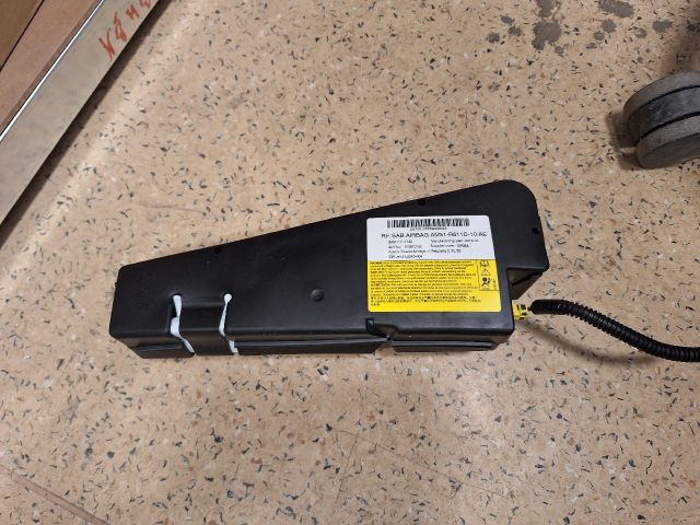 bontott FORD FOCUS III Jobb Oldallégzsák