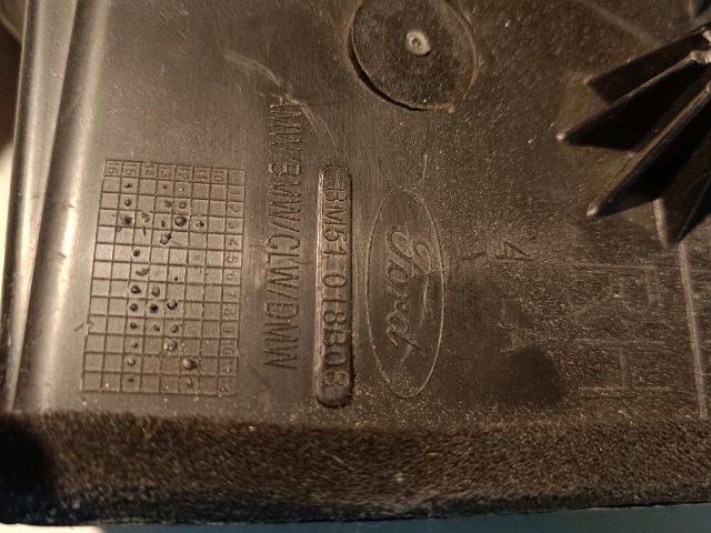 bontott FORD FOCUS III Jobb Szellőző