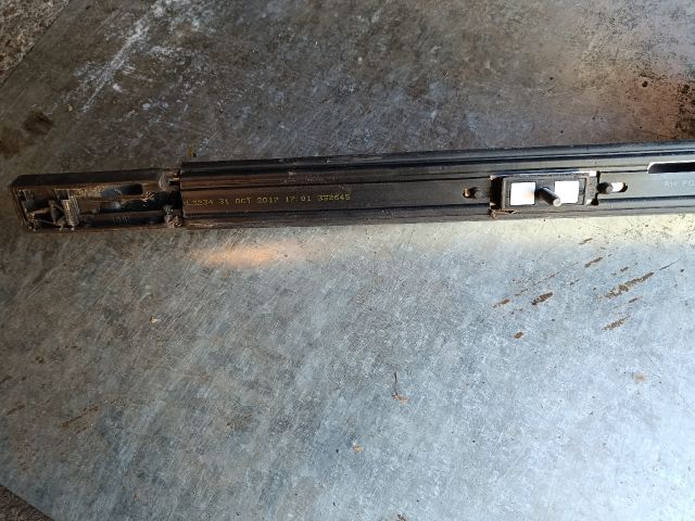 bontott FORD FOCUS III Jobb Tetősín