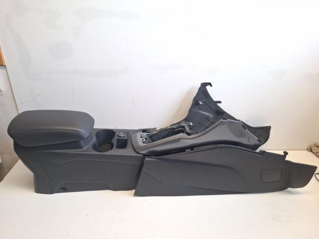 bontott FORD FOCUS III Kardánbox