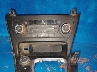 bontott FORD FOCUS III Klíma Kapcsoló