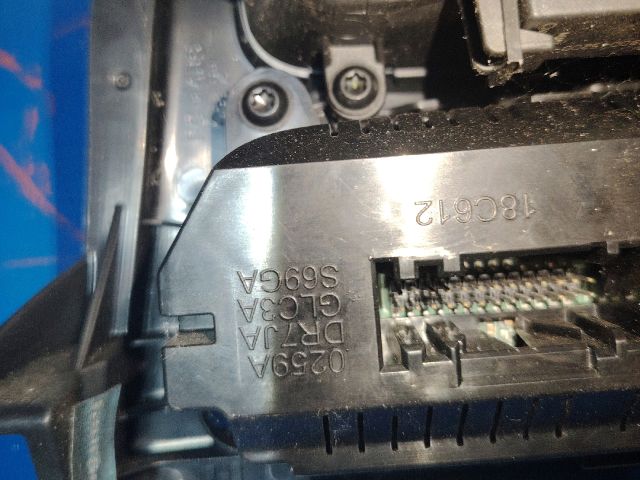 bontott FORD FOCUS III Klíma Kapcsoló