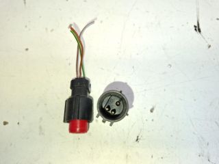 bontott FORD FOCUS III Klíma Nyomásérzékelő Kapcsoló