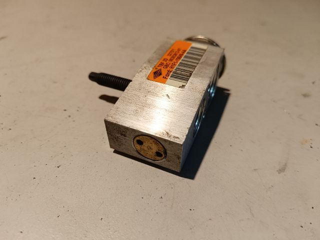 bontott FORD FOCUS III Klíma Tágulási Szelep