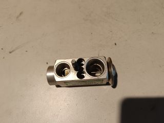 bontott FORD FOCUS III Klíma Tágulási Szelep