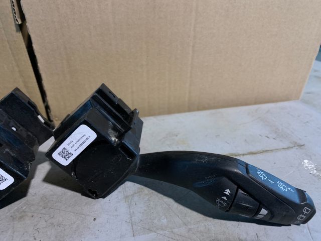 bontott FORD FOCUS III Komplett Kormánykapcsoló (Bajuszkapcsoló)