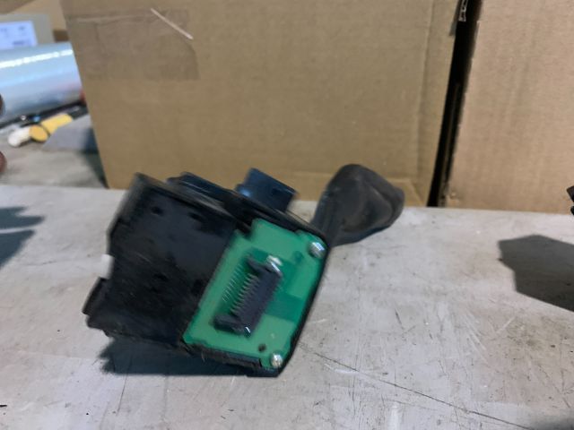 bontott FORD FOCUS III Komplett Kormánykapcsoló (Bajuszkapcsoló)