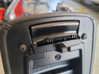 bontott FORD FOCUS III Könyöklő