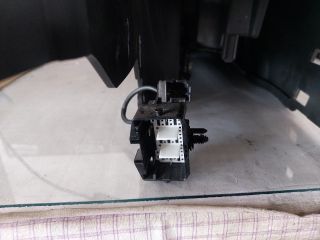 bontott FORD FOCUS III Könyöklő