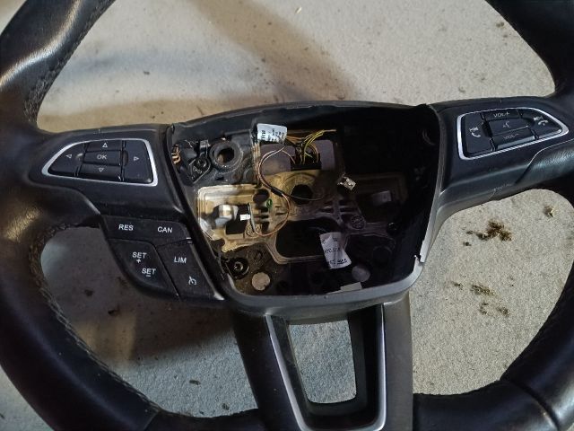 bontott FORD FOCUS III Kormány