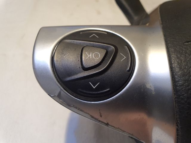 bontott FORD FOCUS III Kormánylégzsák