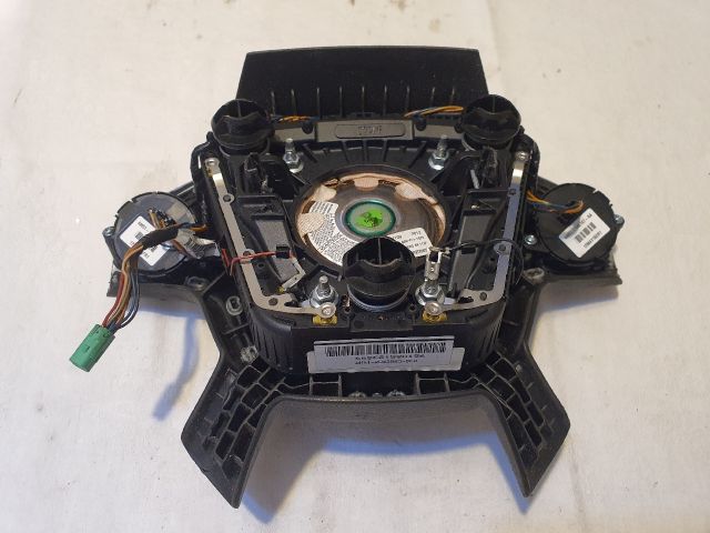 bontott FORD FOCUS III Kormánylégzsák