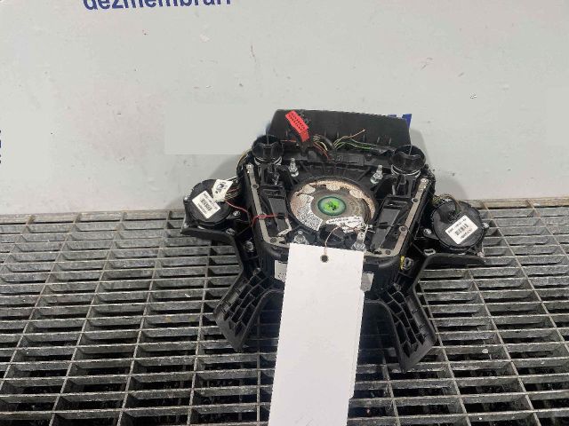 bontott FORD FOCUS III Kormánylégzsák