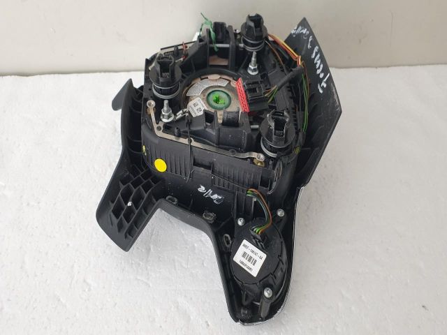 bontott FORD FOCUS III Kormánylégzsák