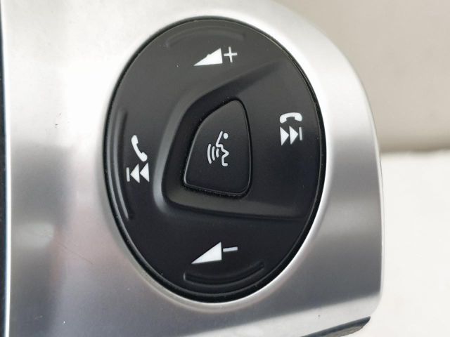 bontott FORD FOCUS III Kormánylégzsák