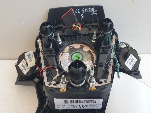 bontott FORD FOCUS III Kormánylégzsák