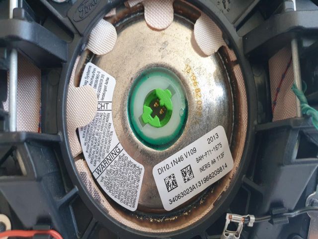 bontott FORD FOCUS III Kormánylégzsák