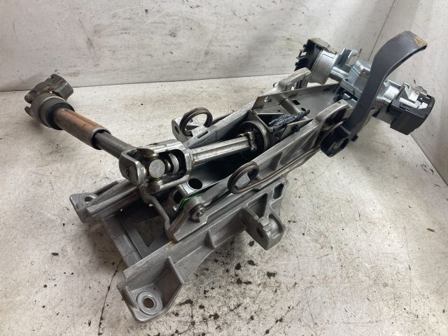 bontott FORD FOCUS III Kormányszervó Motor (Elektromos)