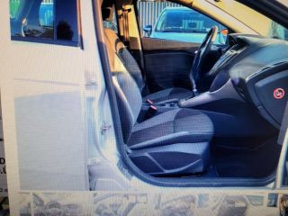 bontott FORD FOCUS III Középkonzol Keret