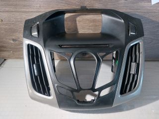 bontott FORD FOCUS III Középkonzol Keret