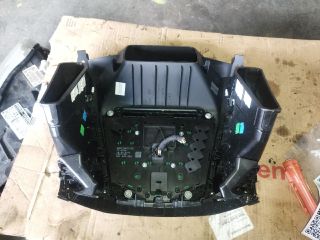 bontott FORD FOCUS III Középkonzol Vezérlő Panel