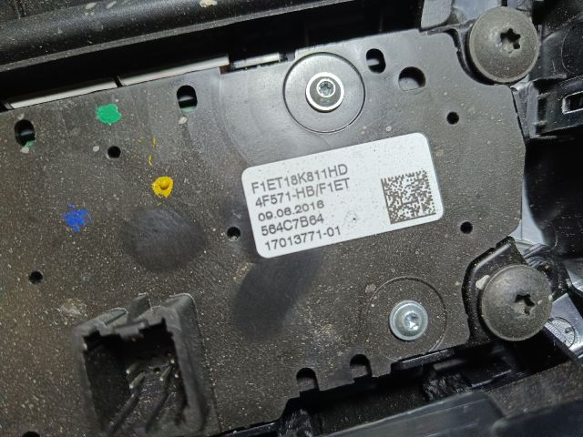 bontott FORD FOCUS III Középkonzol Vezérlő Panel