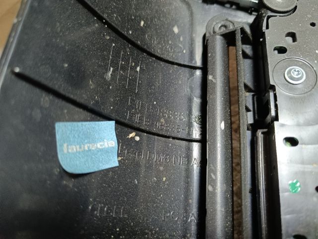 bontott FORD FOCUS III Középkonzol Vezérlő Panel