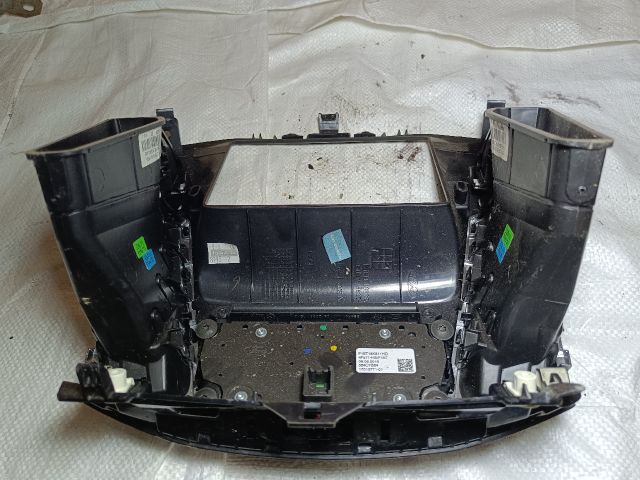 bontott FORD FOCUS III Középkonzol Vezérlő Panel