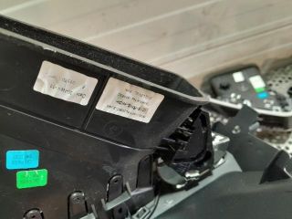 bontott FORD FOCUS III Középső Szellőző