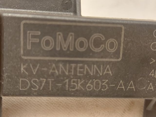 bontott FORD FOCUS III Központizár Antenna