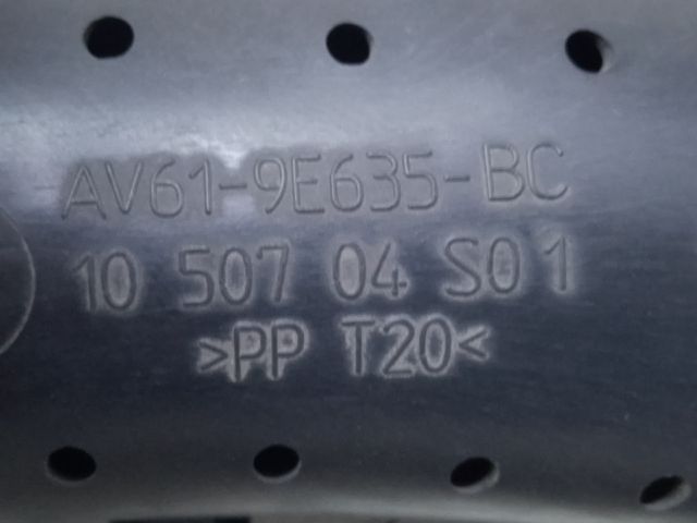 bontott FORD FOCUS III Légbeömlő Cső