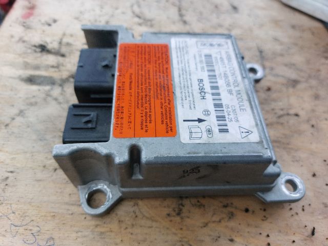 bontott FORD FOCUS III Légzsák Elektronika