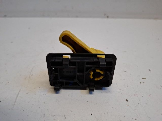 bontott FORD FOCUS III Motorháztető Biztonsági Kampó