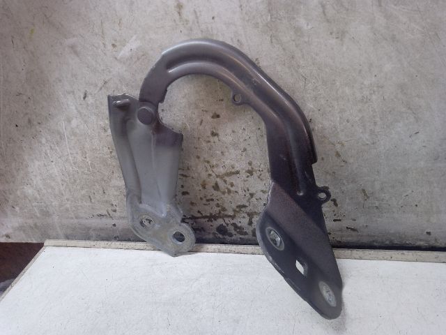 bontott FORD FOCUS III Motorháztető Jobb Zsanér