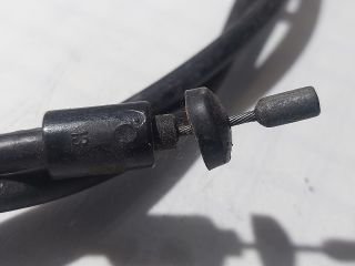 bontott FORD FOCUS III Motorháztető Nyitó Bowden