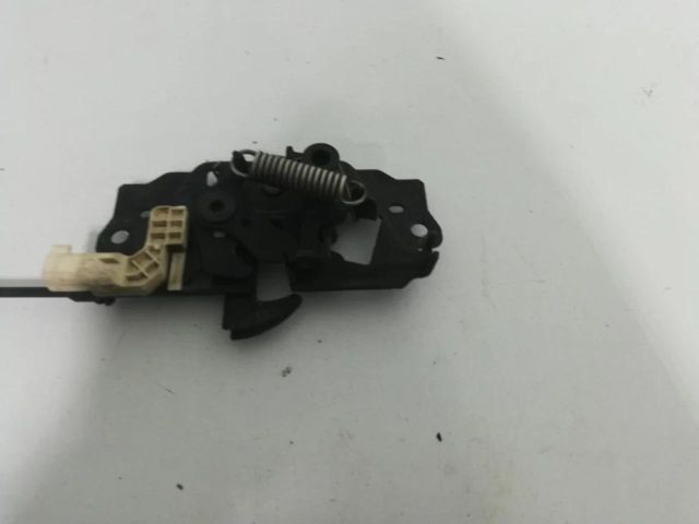 bontott FORD FOCUS III Motorháztető Zárszerkezet