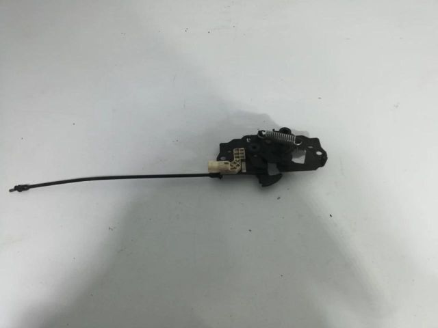 bontott FORD FOCUS III Motorháztető Zárszerkezet