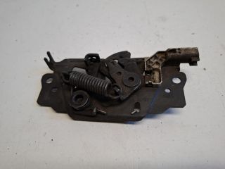 bontott FORD FOCUS III Motorháztető Zárszerkezet