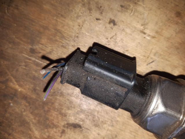 bontott FORD FOCUS III Nyomásszabályzó Szelep