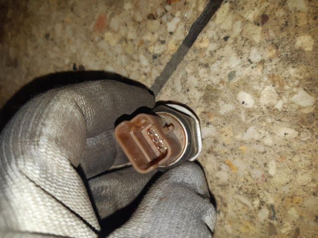 bontott FORD FOCUS III Nyomásszabályzó Szelep