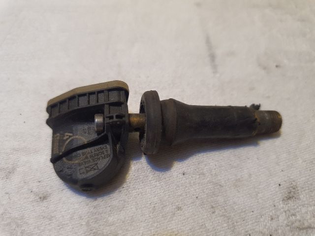 bontott FORD FOCUS III Okos Kerékszelep