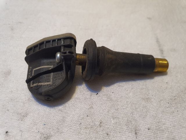 bontott FORD FOCUS III Okos Kerékszelep