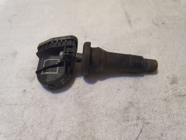 bontott FORD FOCUS III Okos Kerékszelep