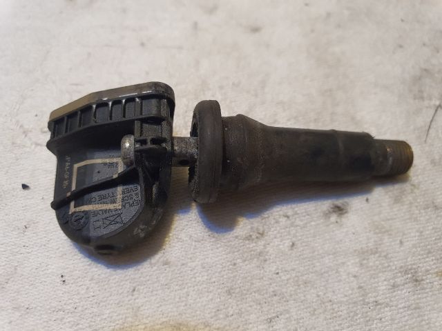 bontott FORD FOCUS III Okos Kerékszelep